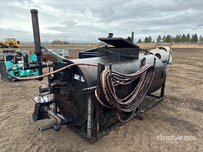 Seal coat tank を見 Asphalt