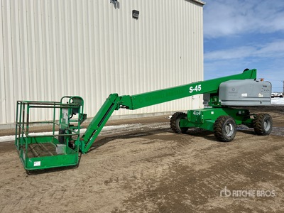 2015 Genie S45 4WD Diesel Nacelle Télescopique