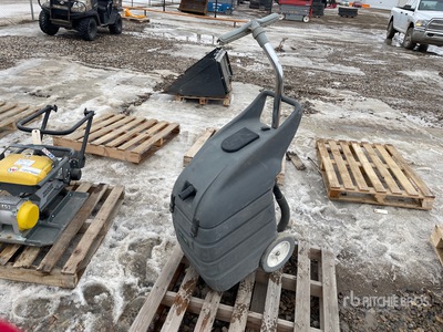 2018 Tennant V-WD-15 Wet/Dry Vacuum Cleaner
