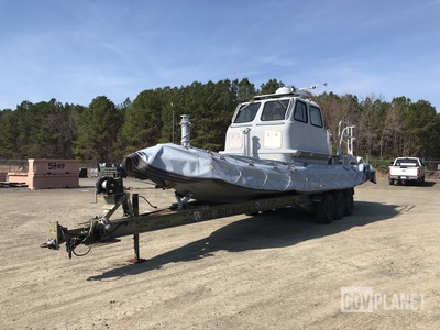 2006 Zodiac Hurricane 1110 Boat w/JDCI Enterprises RTTUSM30-24 Trailer