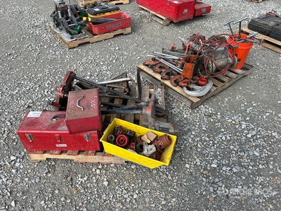 Quantity of pipeline taps and cutters