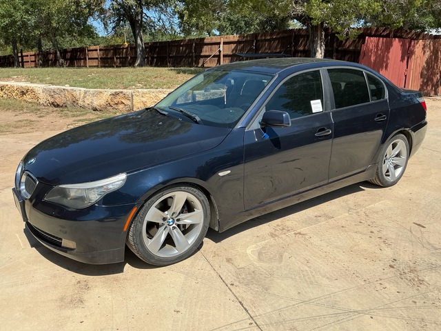 2010 BMW 528i Automobile 2010 BMW 528i Automobile