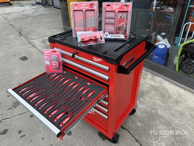 Milwaukee SRC27/7-1 Red Black Professional خزانة الأدوات (Unused)