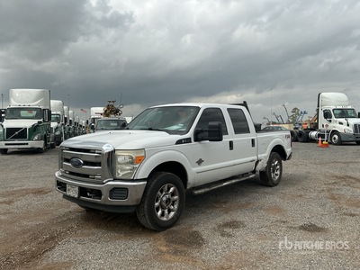 2015 Ford F-250 XL 4x4 Crew Cab بيك اب