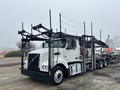 2015 Volvo D11 6x4 Autotransporter