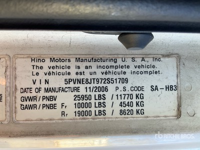 2007 Hino 268 4x2 Moving Van Truck