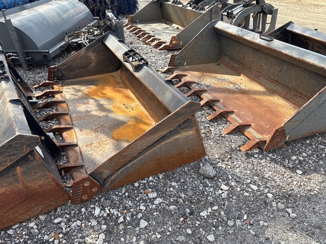 Land Pride HD74LLT 74 in General Purpose Skid Steer Bucket