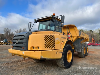 2008 Volvo A25E Camion à benne articulé