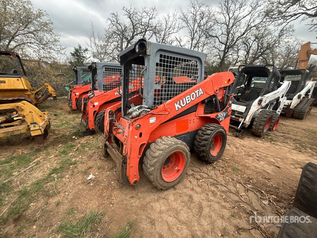 2016 Kubota SSV65 Two-Speed Skid Steer Loader