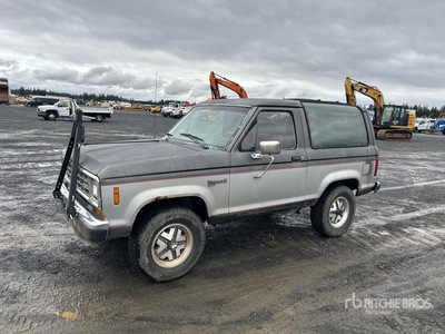 1988 Ford Bronco 4WD SUV