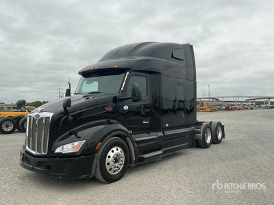 2022 Peterbilt 579 6x4 T/A Sleeper Truck Tractor