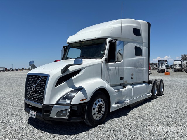 2020 Volvo VNL760 T/A Sleeper Truck Tractor