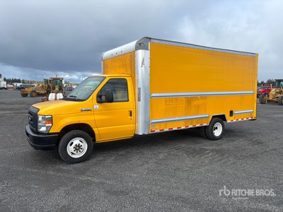 2019 Ford E-350 4x2 Van Truck