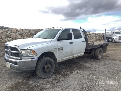 2014 Ram 3500 4x4 Crew Cab Flatbed Truck