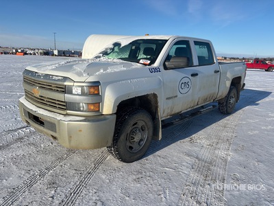2017 Chevrolet Silverado 2500 HD 4x4 Crew Cab بيك اب