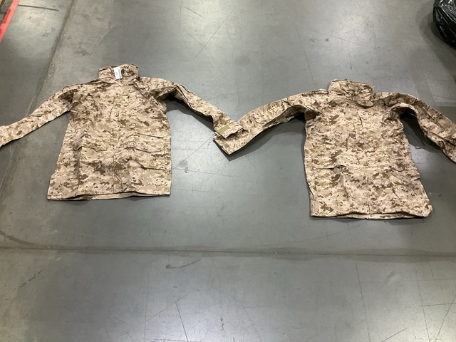 (47) Working Parkas (47) Working Parkas