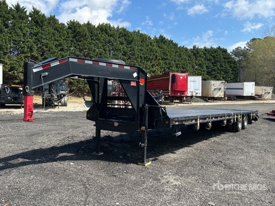 2021 Big Tex 22GN-32+5 37 ft T/A Gooseneck Equipment Trailer