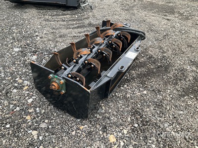 2025 GIYI GY-XGJ Dissodatore per mini pala - Fits skid steer loaders (Unused)