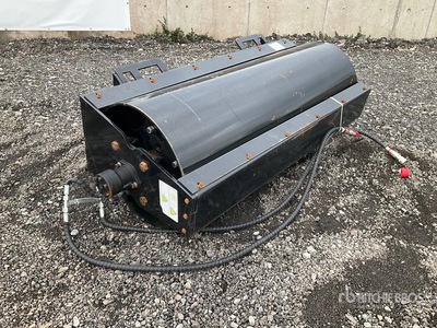 2025 GIYI GY-VR59 1500 mm Rullo vibrante per mini pala - Fits skid steers (Unused)
