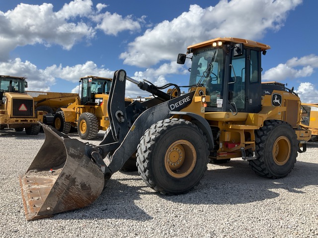 2019 John Deere 524L Wheel Loader