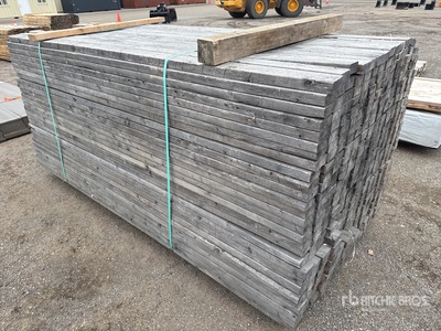 Quantity of (294) 2 in x 4 in x 104 5/8 in SPF Lumber