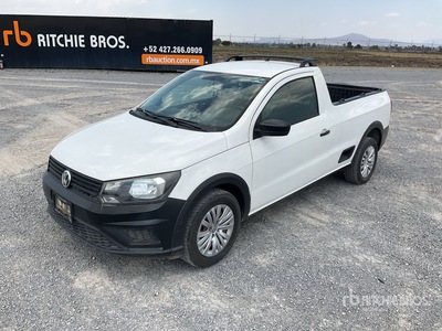 2022 Wolkswagen Saverio Camioneta / Pickup