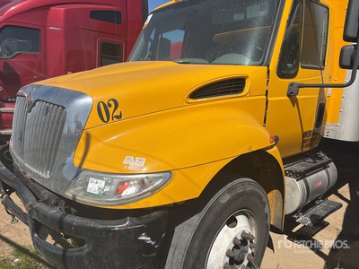 2019 International 4300 SBA 4x2 Furgoneta caja cerrada