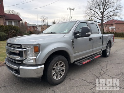 2021 Ford F-250 STX 4x2 Crew Cab بيك اب