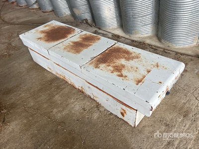 Delta Tool Box - Fits International