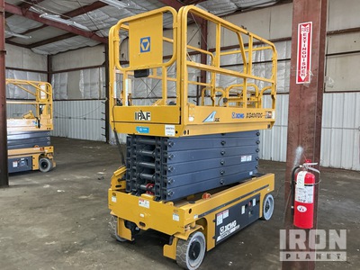 2021 XCMG XG4047DC Electric Scissor Lift