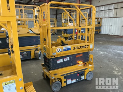 2021 XCMG XG1330DC Electric Scissor Lift