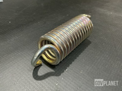 (14) Iveco 8195666 Helical Extension Springs