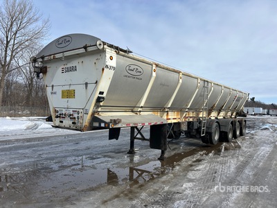 2015 Trout River 48 ft 48 ft Quad/A Live Bottom Trailer