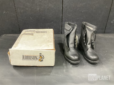 (14) Pairs of Flyer's Boots