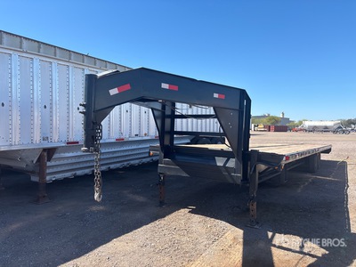 2001 Kerr 34 ft T/A Gooseneck Flatbed Trailer
