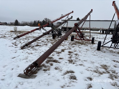 Sakundiak 8 in x 43 ft Grain Auger (Inoperable)