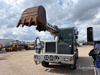 2008 Gradall XL3100 Series III 4x2 excavadora para carretera de ruedas