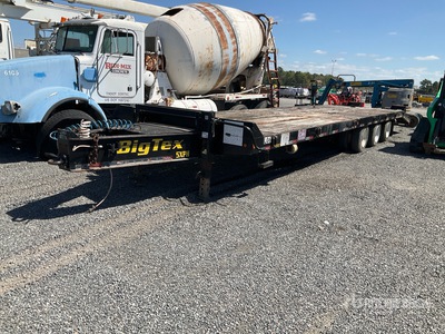 2015 Big Tex 5XPH 32 ft Tri/A مقطورة معدات