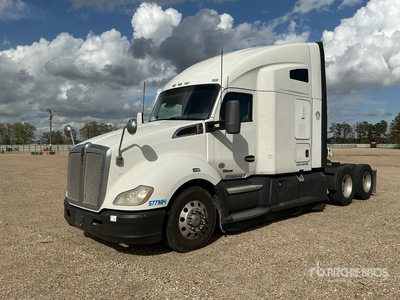 2017 Kenworth T680 6x4 Cabeza Tractora Cabina Dormitorio