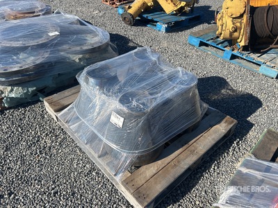 Quantity of (4) 16 in x 8 in Bell Reducers & (8) 4 in x 2/12 in Bell Reducers Varios. Industrial