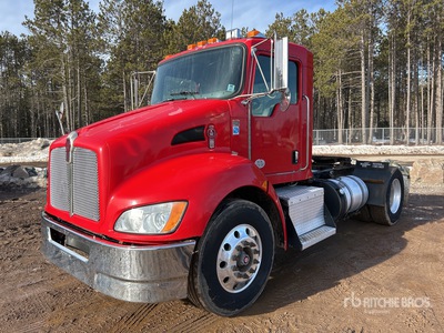2012 Kenworth T370 4x2 S/A Day Cab Truck Tractor