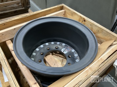 (6) Hutchinson Industries AS-0326 Pneumatic Tire Wheels