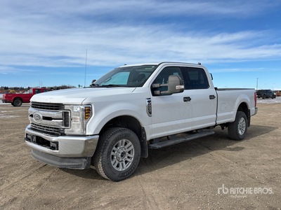 2018 Ford F-250 XLT 4x4 Crew Cab بيك اب