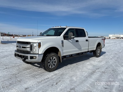 2019 Ford F-350 XLT 4x4 Crew Cab Pickup