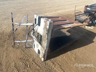 37 in Skid Steer Bale Squeeze