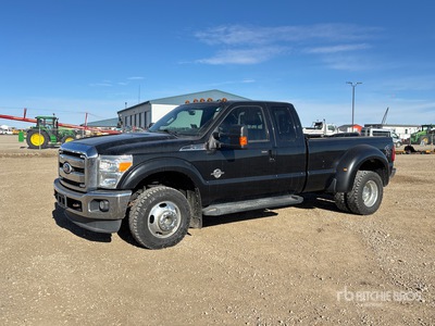 2011 Ford F-350 Lariat 4x4 Extended Cab Pickup