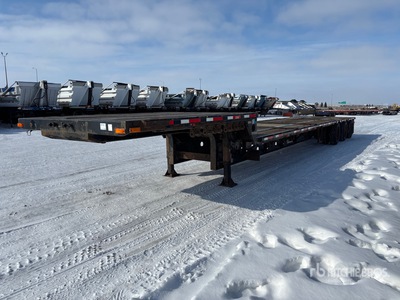 2008 Transcraft DTL3000 48 ft Tri/A Step Deck Trailer