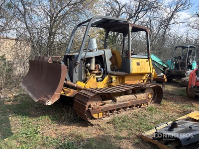 2005 John Deere 650J ブルドーザー (Inoperable)