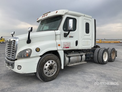 2017 Freightliner Cascadia 125 6x4 Tractocamion con Dormitorio / T/A Sleeper Truck Tractor