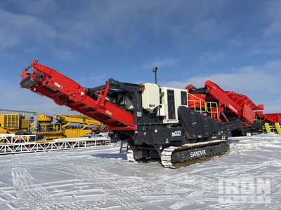 2022 Sandvik QH332 Tracked Cone Crushing Plant